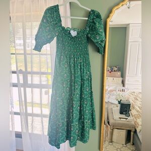 Hill House emerald green nesli